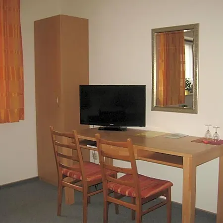 Kro Reischacher Hof 2*